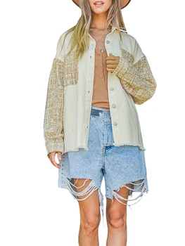 Женская потертая джинсовая куртка большого размера с цветочной вышивкой в стиле пэчворк и потертым низом для модного осеннего наряда