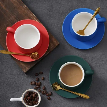 Корейский Европейский стиль, простая Высококачественная керамическая кофейная чашка и блюдце Klein Blue с толстой матовой глазурью, набор чашек и кружек объемом 200 мл