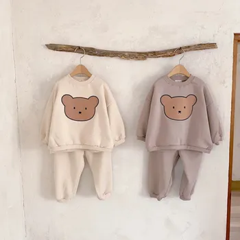 Осенние мужские и женские костюмы для малышей, свитер с милым медведем и круглым вырезом, Брюки из двух предметов, Хлопковая детская домашняя одежда в иностранном стиле